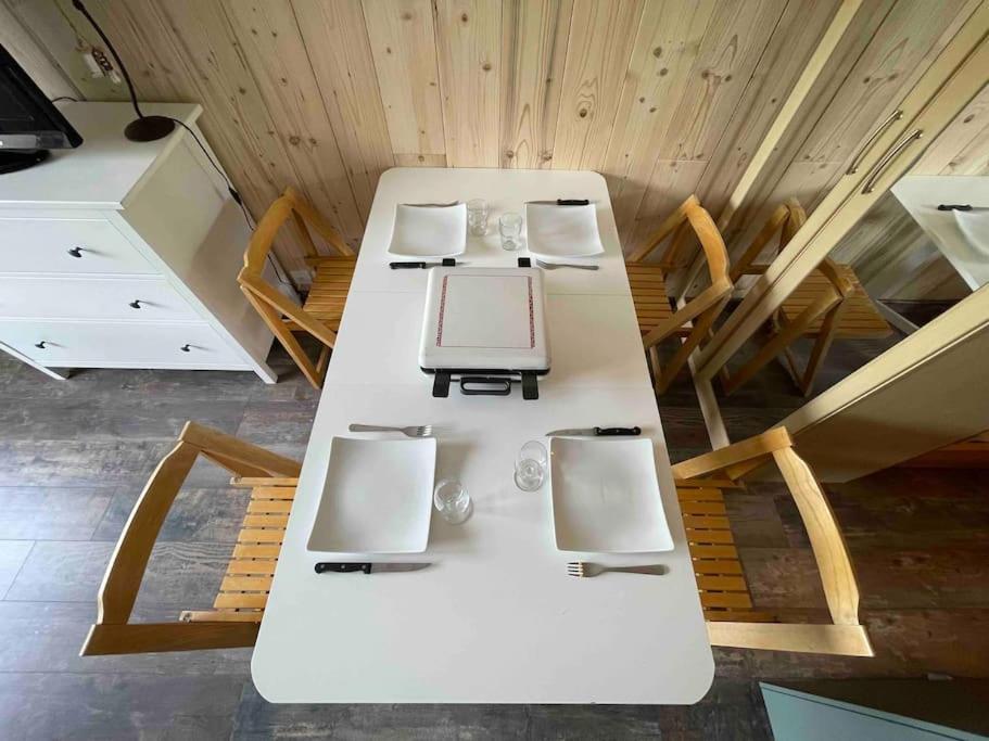 Studio Refait A Neuf Avec Balcon - Famille - Parking Couvert Chamrousse Buitenkant foto
