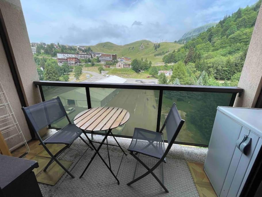 Studio Refait A Neuf Avec Balcon - Famille - Parking Couvert Chamrousse Buitenkant foto